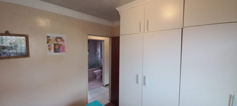 3 Bedroom Property for Sale in Mdantsane Nu 17 Eastern Cape